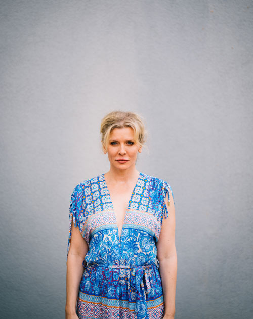 Eva-Habermann-Blaues-Kleid