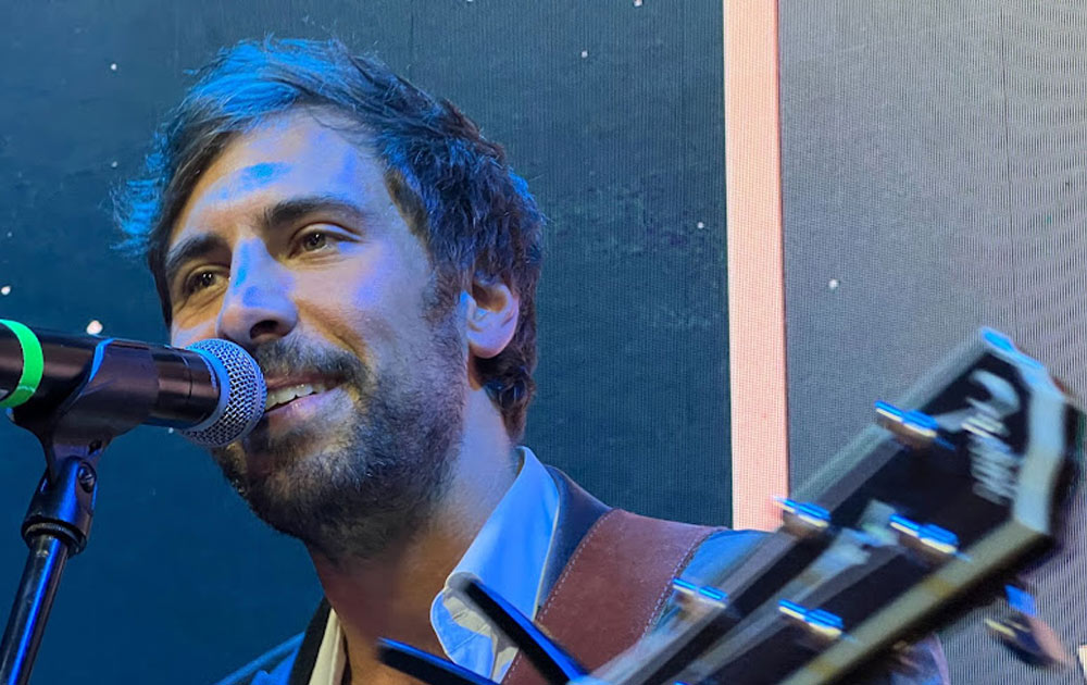 Max-Giesinger-Gitarre